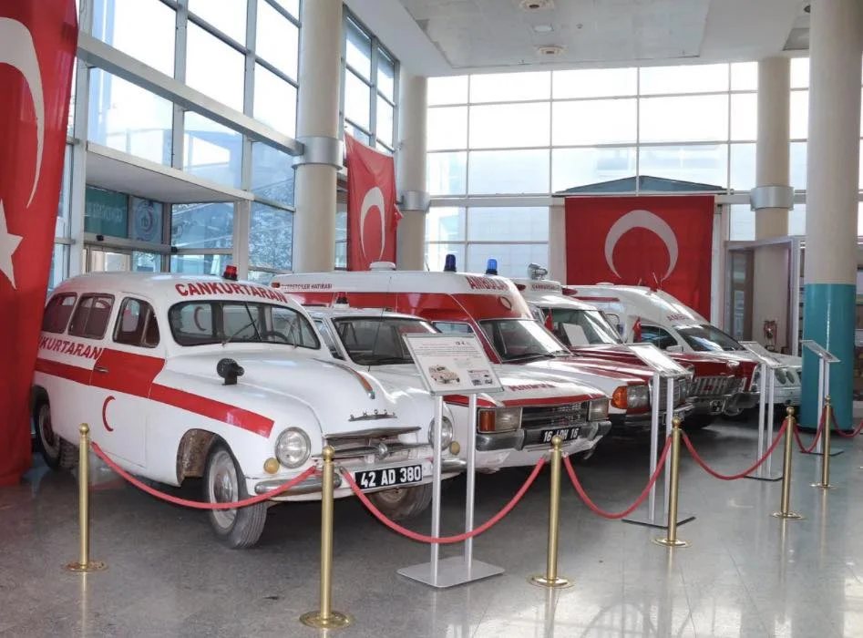İnegöl Devlet Hastanesi'ndeki Ambulans Müzesi Kapatıldı