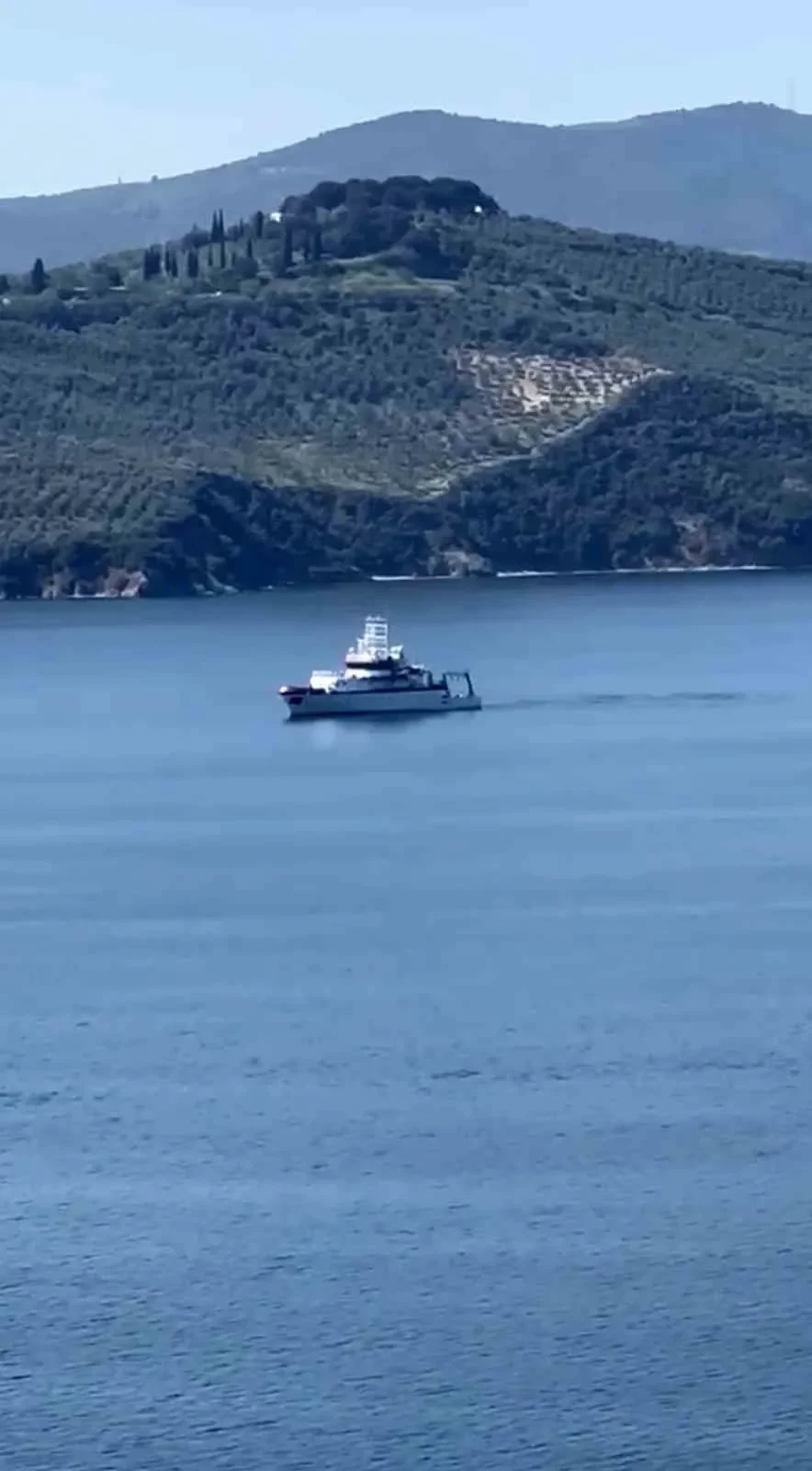 Marmara Denizi'nde araştırma gemisi deprem riskini inceliyor