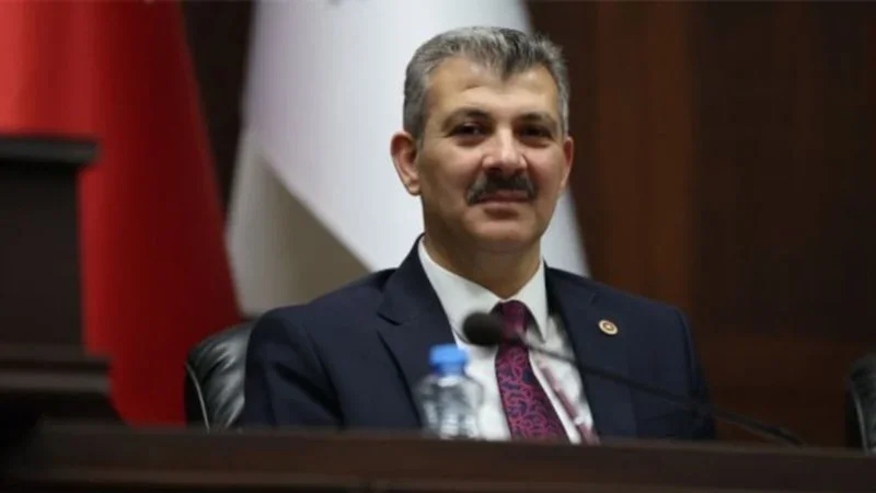 Eşi için fakirlik belgesi iddiası sonrası Hüseyin Altınsoy özür diledi