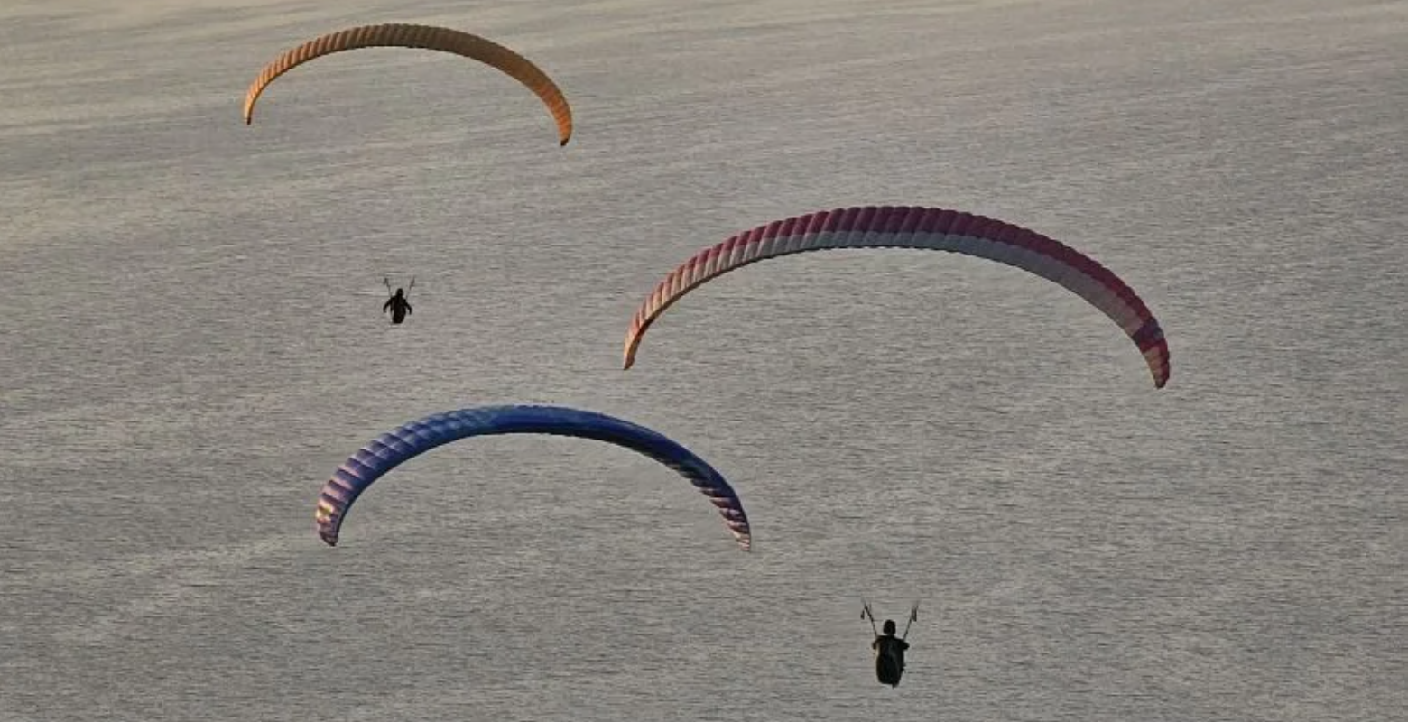 Yamaç paraşütü pilotları İnegöl’de gösteri uçuşu yapacak