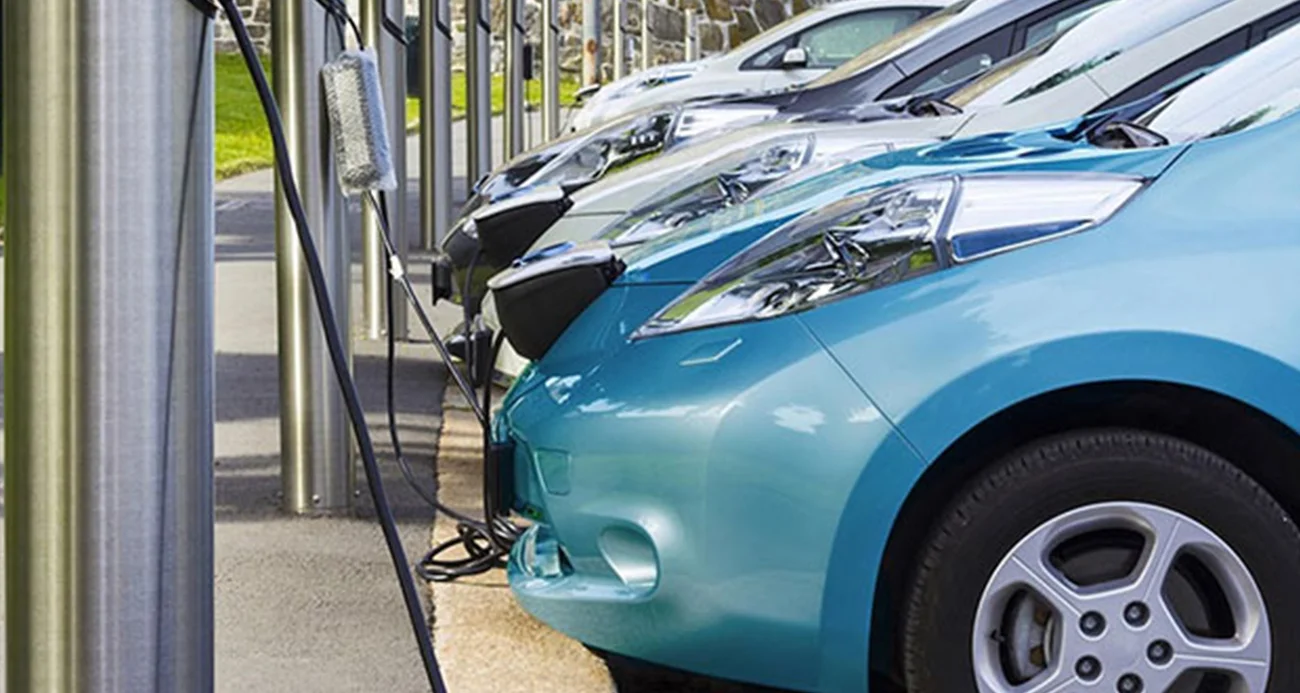 Premium elektrikli otomobil pazarında rekabet hızlandı