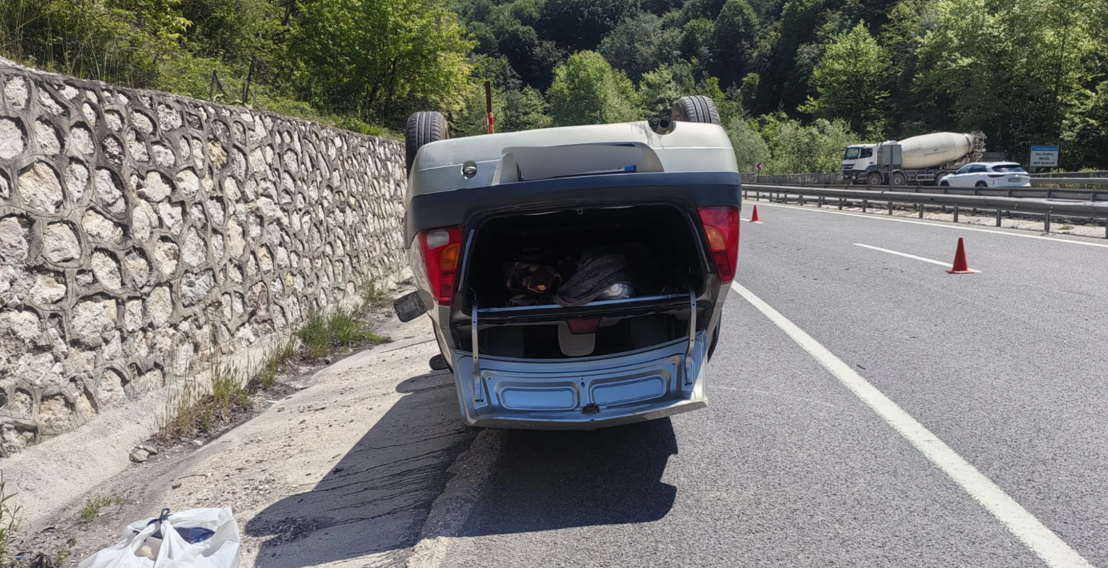 İnegöl'de can pazarı! 1'i çocuk 4 yaralı