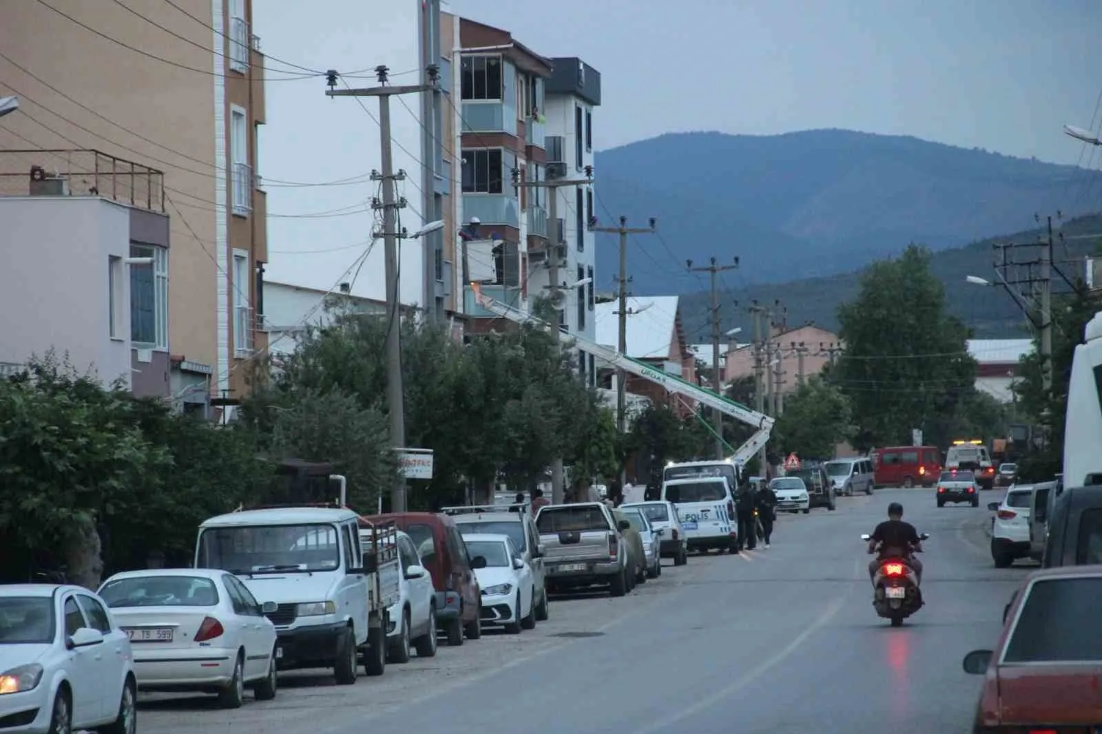 Bayramiç’te inşatta elektrik akımına kapılan işçi ağır yaralandı