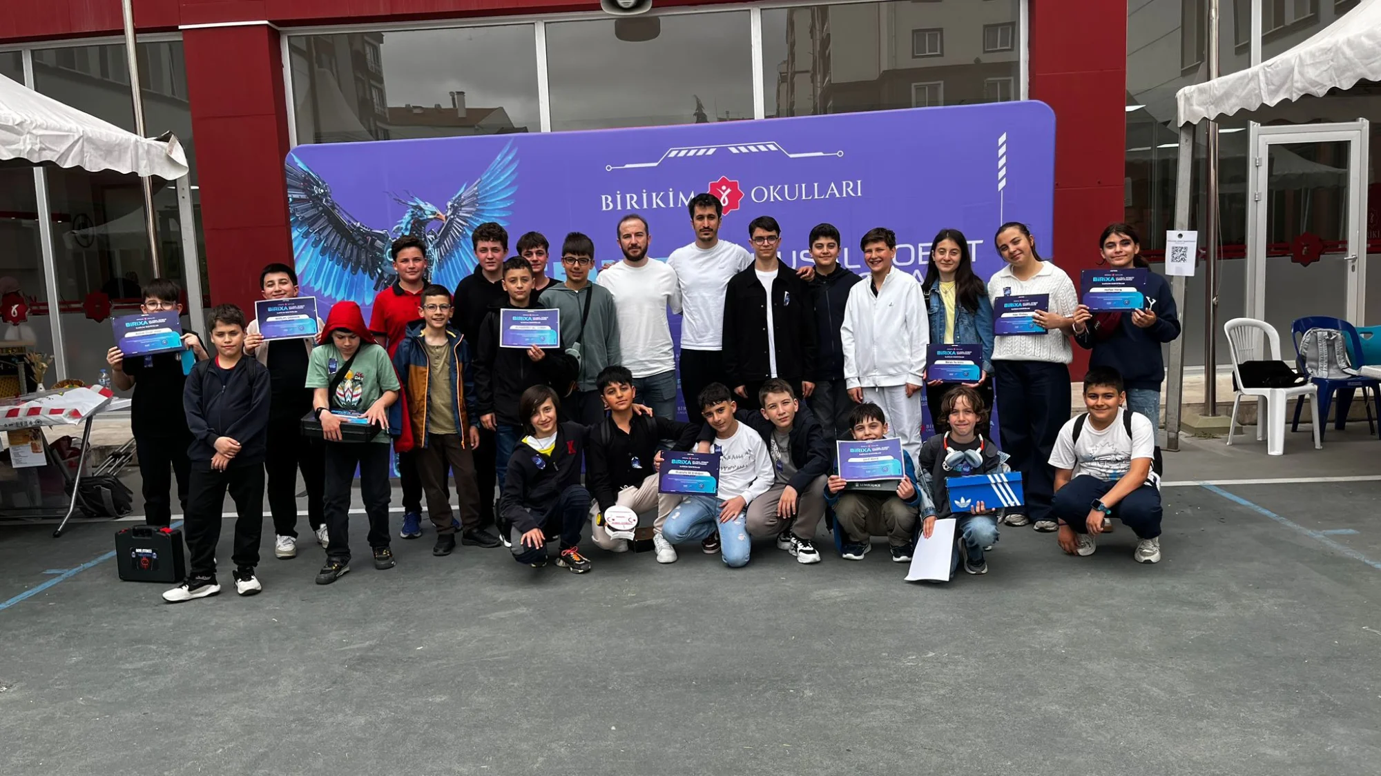 Orhaniyespor robot takımı tarih yazdı