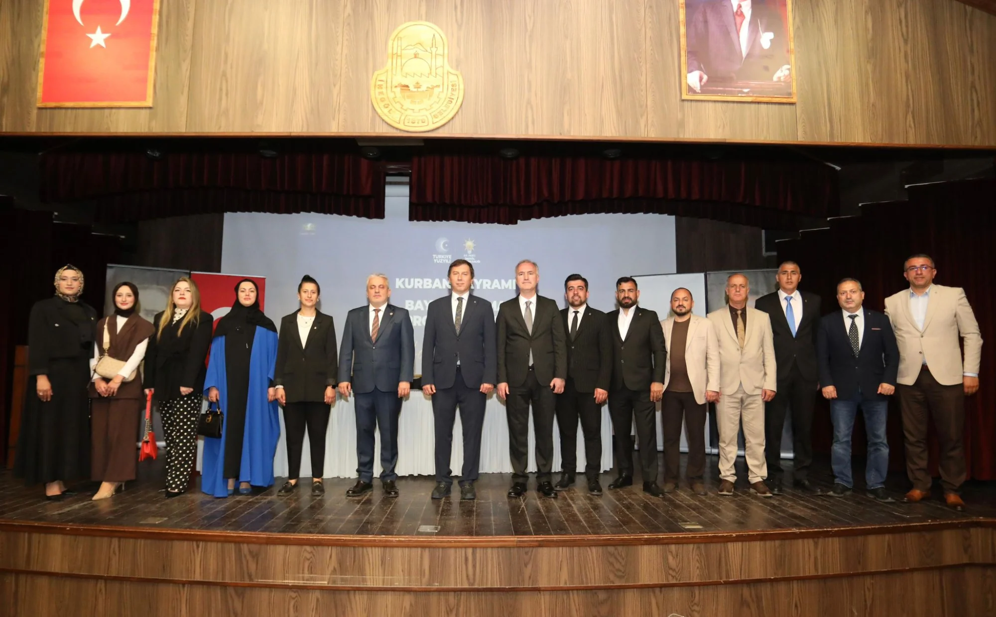 AK Parti İnegöl teşkilatından yoğun katılımlı bayramlaşma