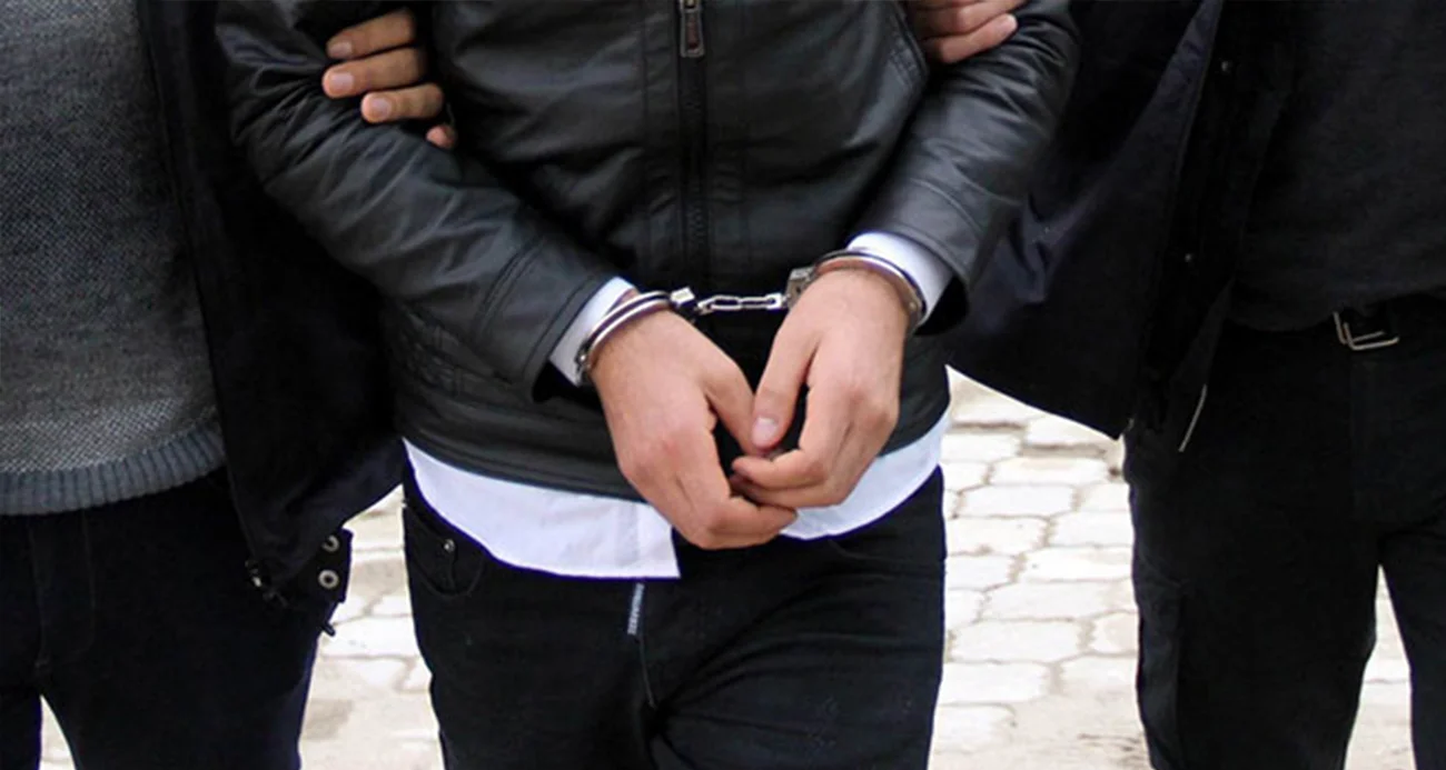 11 Yaşındaki Kızın Müstehcen Görüntüleri Paylaşıldı: Ailesine Gözaltı