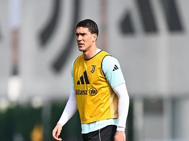 Fenerbahçe'de Vlahovic şoku! Maaş talebi transferi zora soktu