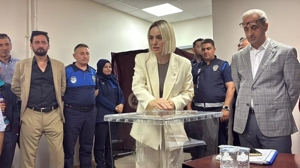 Akçakoca Belediye Başkan Vekili Alev Ünal kimdir, kaç yaşında, nereli?