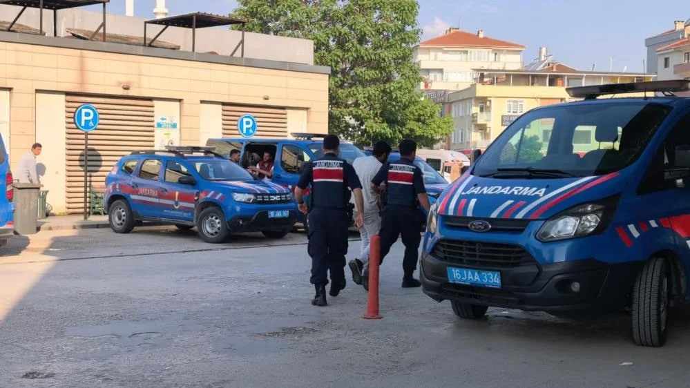 İnegöl merkezli uyuşturucu operasyonunda şüpheliler tek tek tutuklanıyor