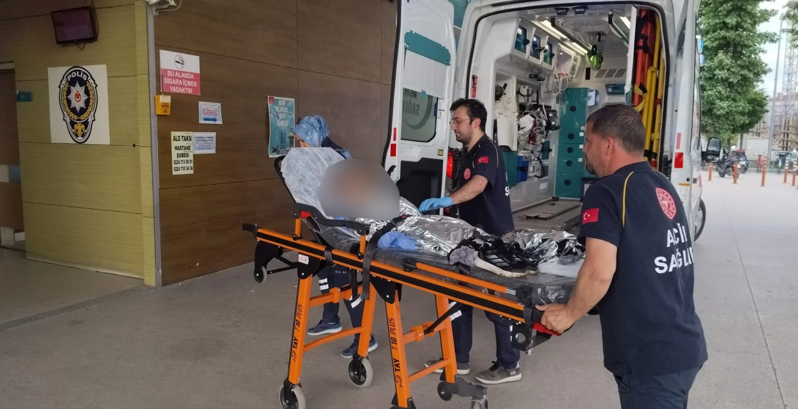 İnegöl Şipali'de derede mahsur kalan 11 yaşındaki çocuk kurtarıldı