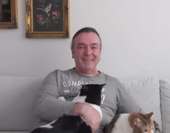 Mahallenin Muhtarları oyuncusu Hayatı Alp Balkan kimdir, kaç yaşında ve nereli?