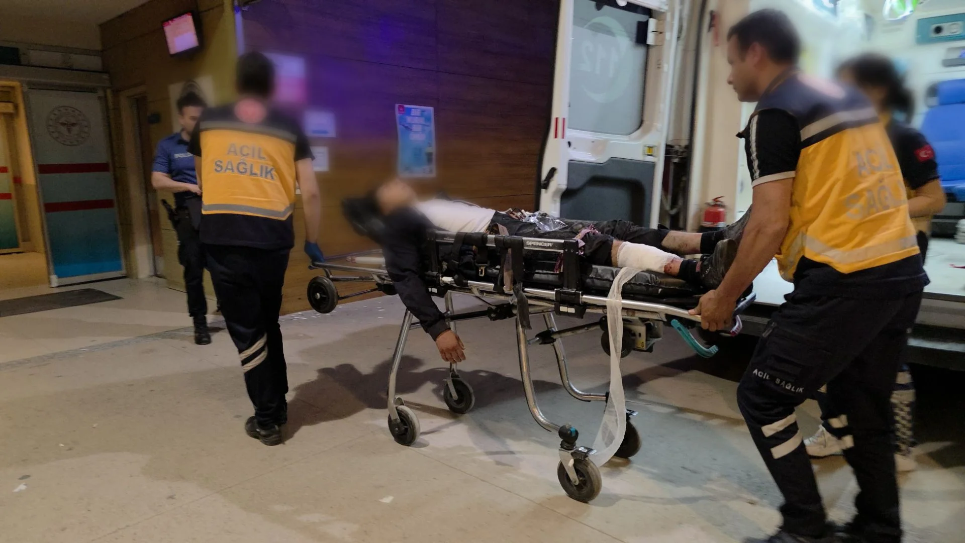 İnegöl Huzur Mahallesi'nde gece yarısı bıçaklı kavga: 1 yaralı