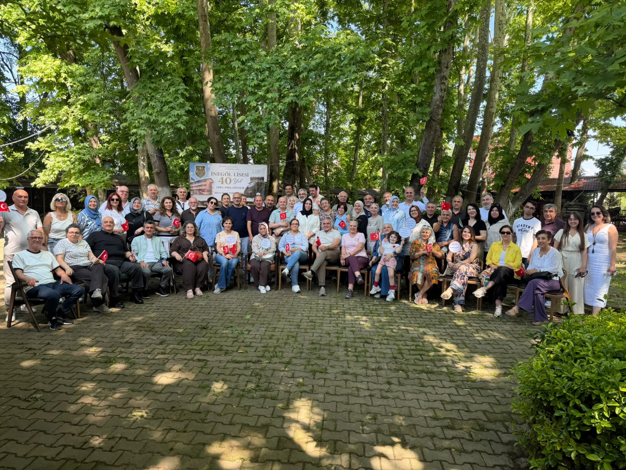 İnegöl'de 40 yıl sonra bir araya geldiler