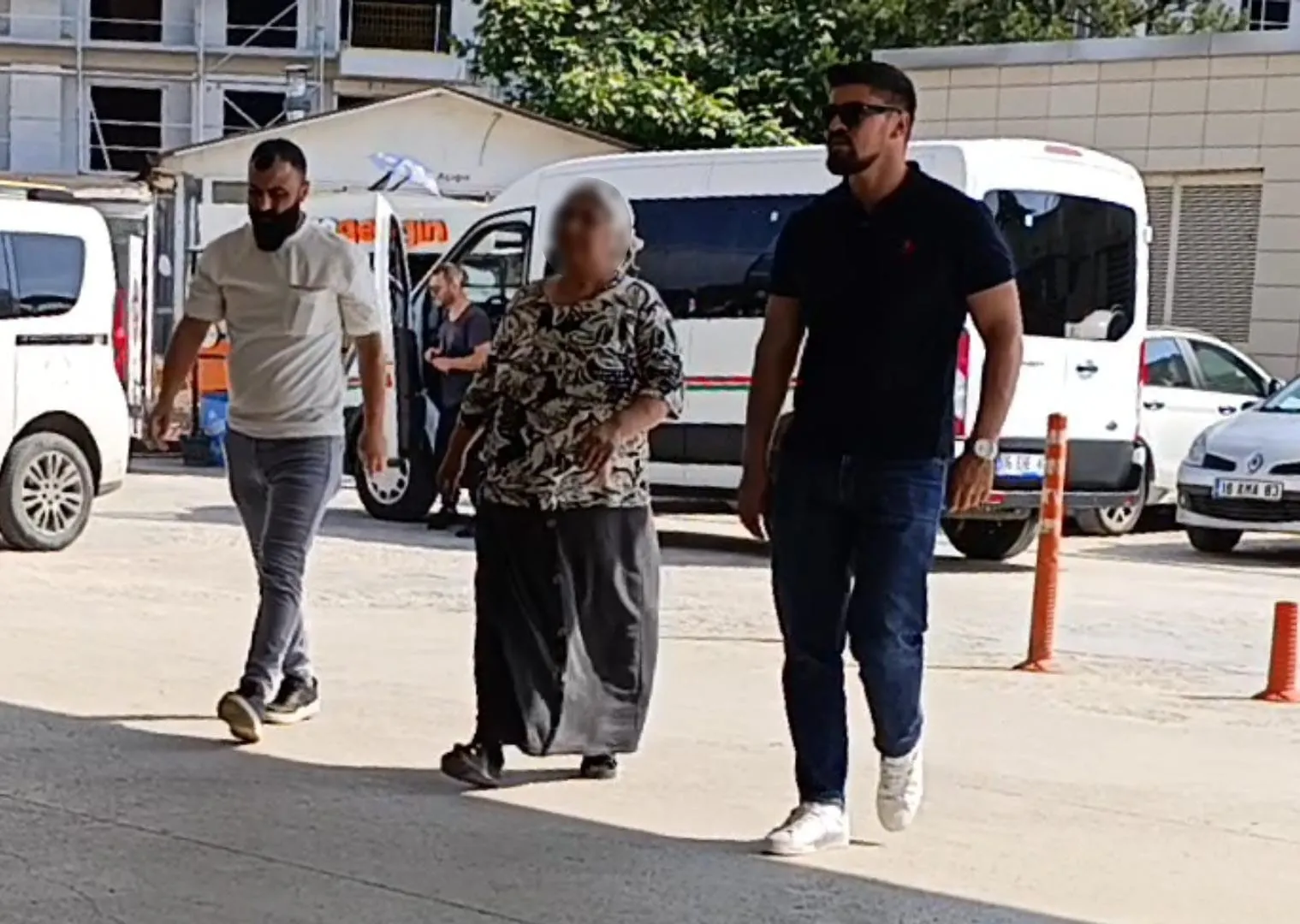 Uyuşturucu ticaretinden 10 yıl hapis cezası bulunan hükümlü yakalandı