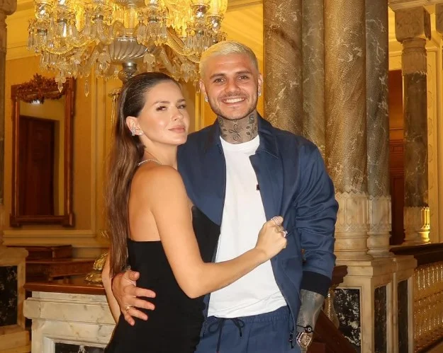Mauro Icardi sevgilisinin çıplak fotoğrafını paylaştı!