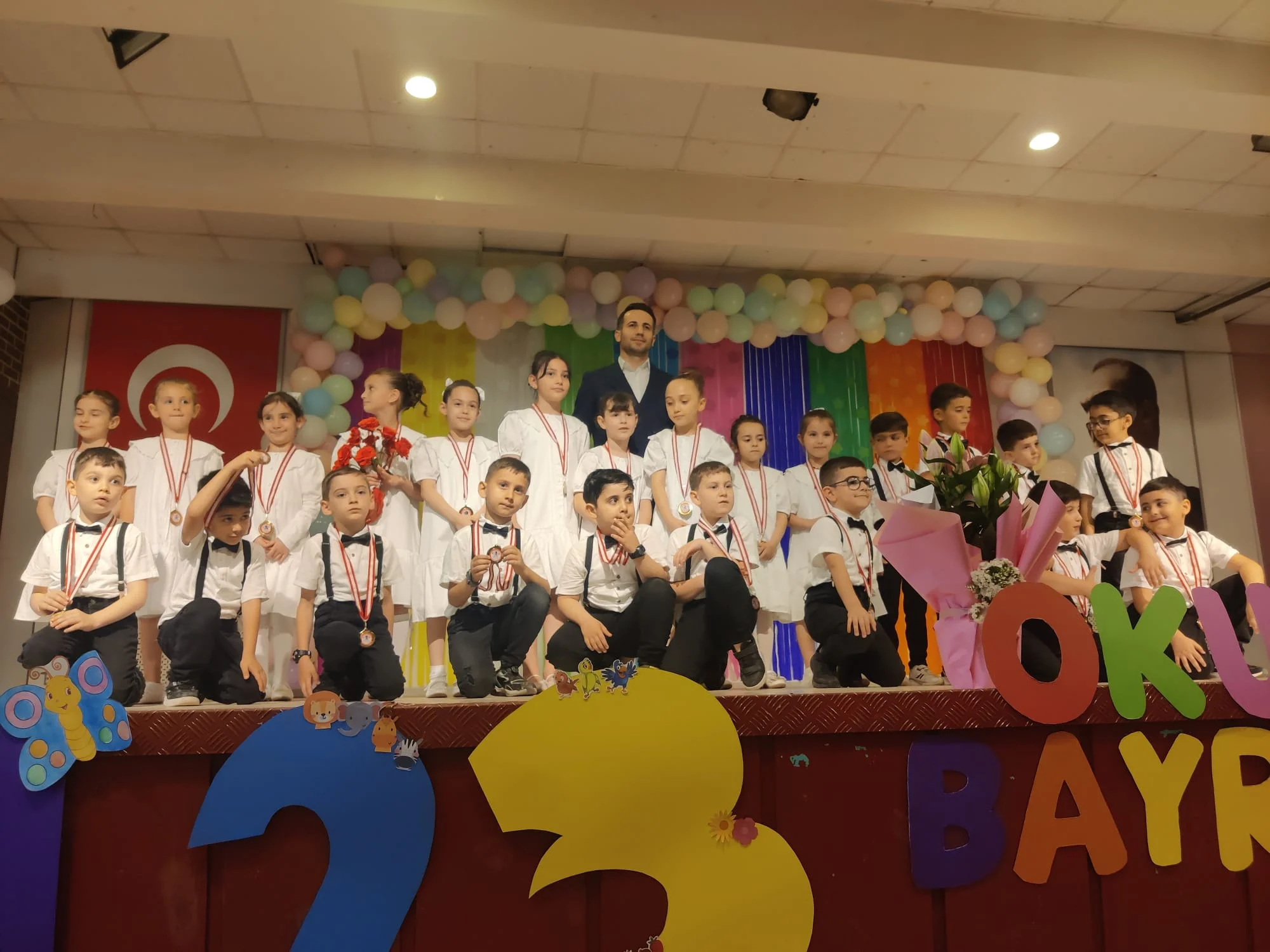 Vehbi Koç İlkokulu'nda Okuma Bayramı Coşkusu Yaşandı