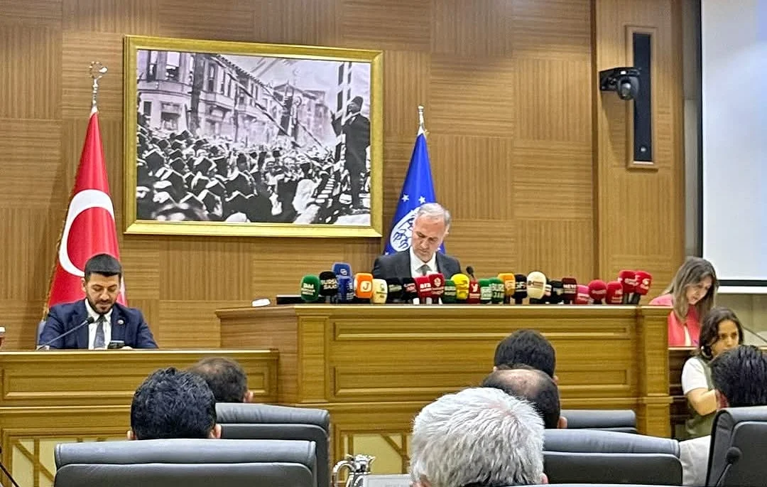 Alper Taban Bursa Büyükşehir Belediye Meclisi’ne Başkanlık Etti
