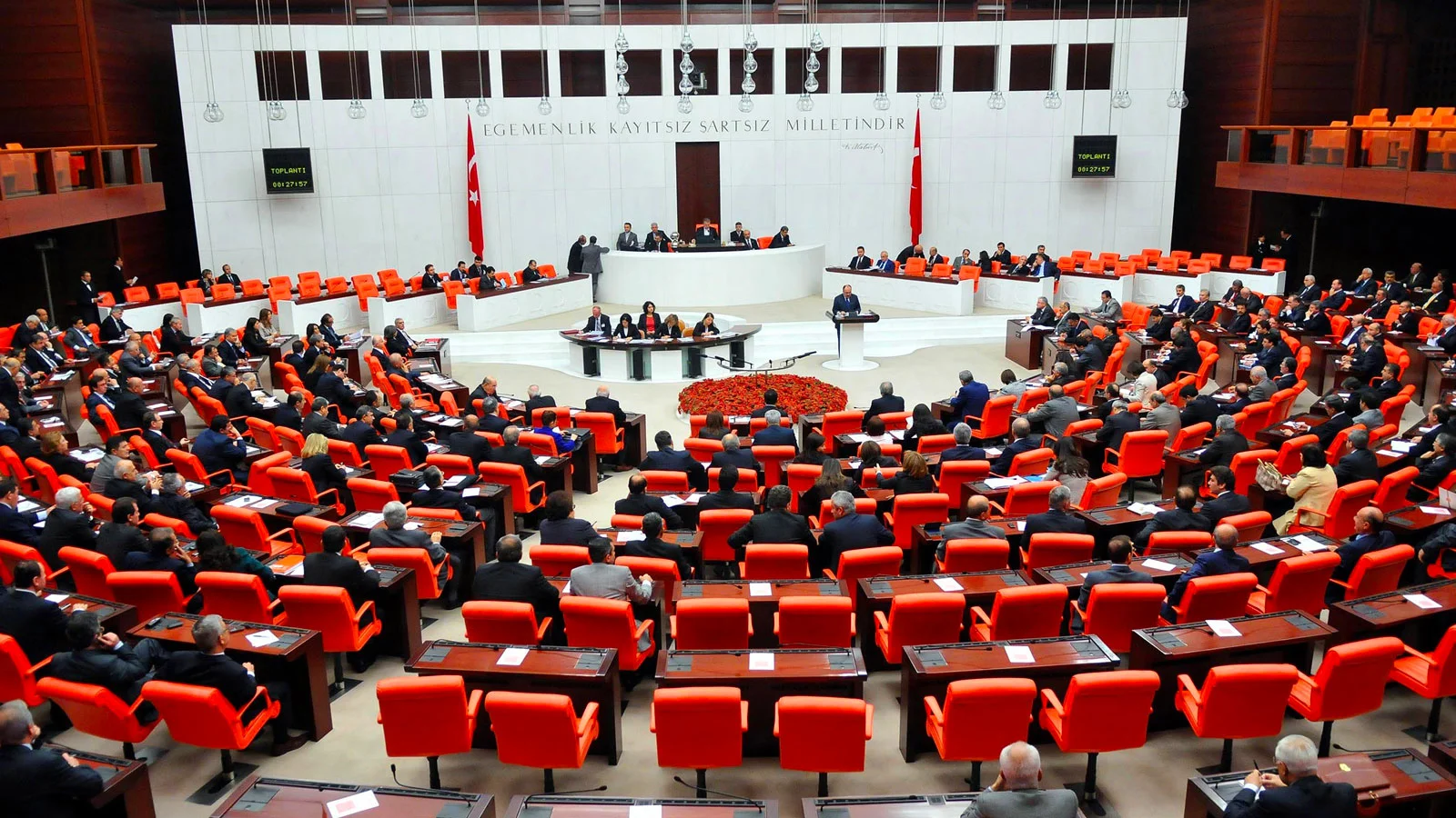Deydinler Köyü’nden Meclis’e Uzanan Başarı Hikâyesi Deydinler Köyü’nden Meclis’e Uzanan Başarı Hikâyesi