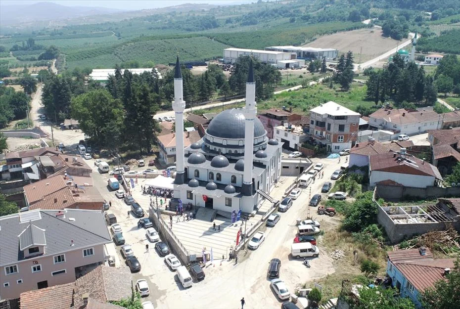 Deydinler Köyü’nden Meclis’e Uzanan Başarı Hikâyesi Deydinler Köyü’nden Meclis’e Uzanan Başarı Hikâyesi