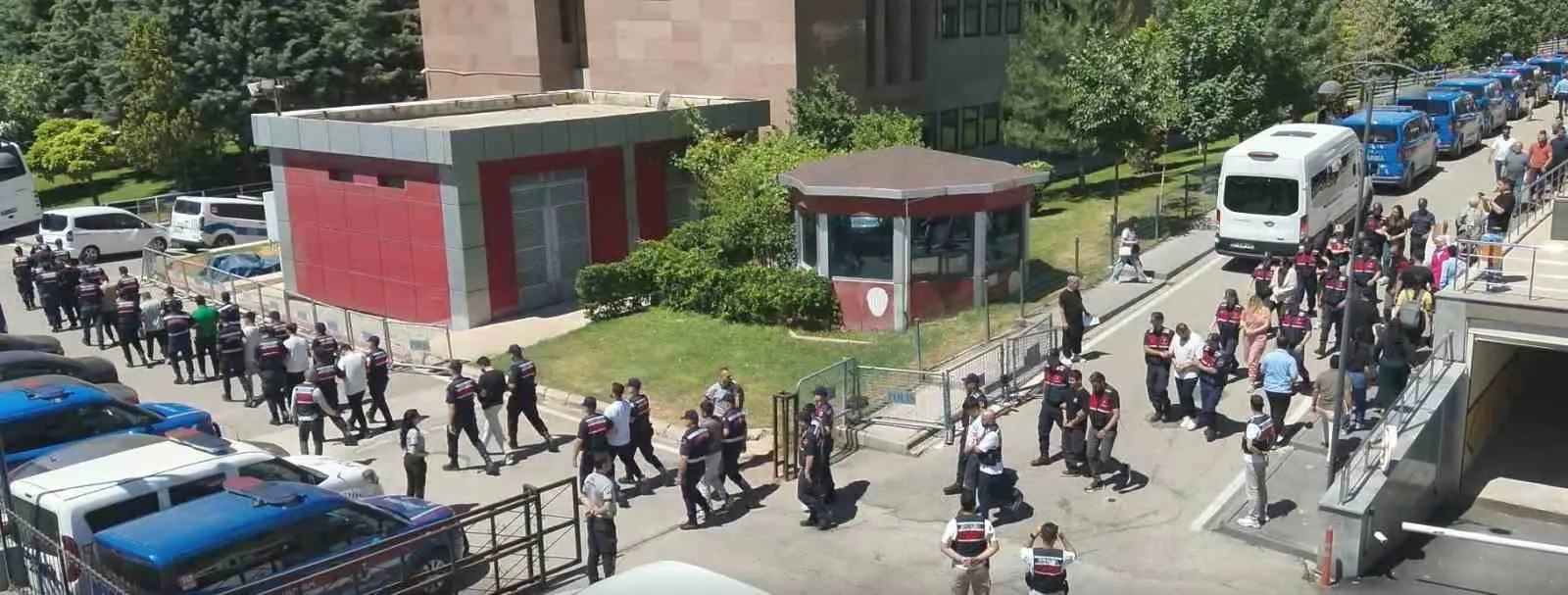 Gaziantep merkezli 14 ilde siber dolandırıcılık operasyonu: 19 tutuklama
