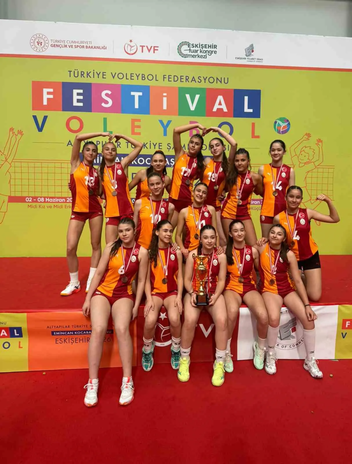 Galatasaray Midi Kız Voleybol Takımı, Türkiye üçüncüsü oldu