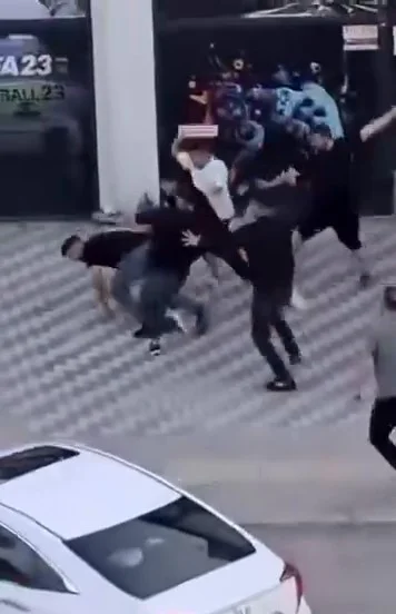 İnegöl'de Kemerli ve Istakalı Kavga Kamerada!