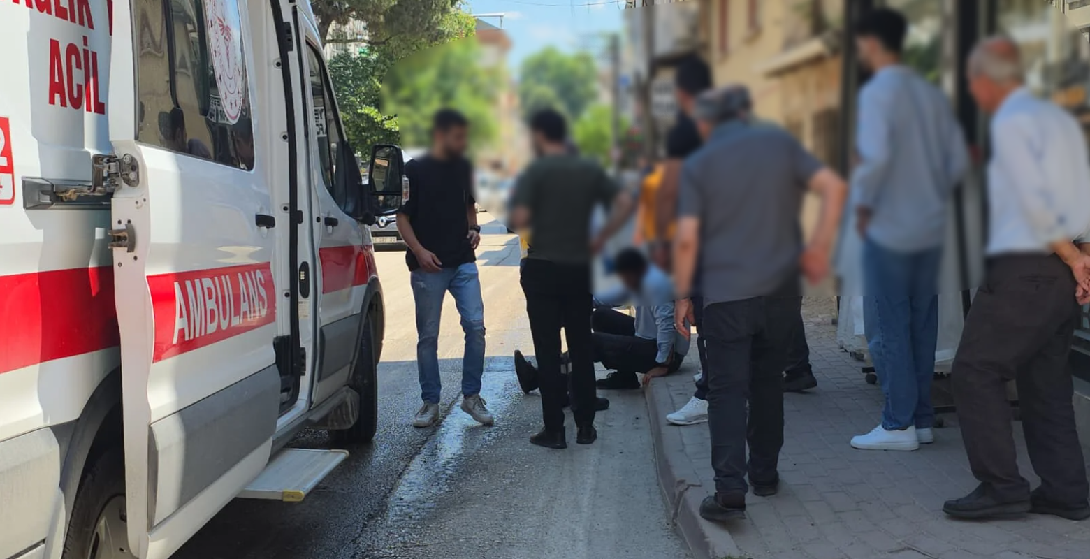 İnegöl'de yola dökülen mazot tehlike saçtı! Sürücü hastanede