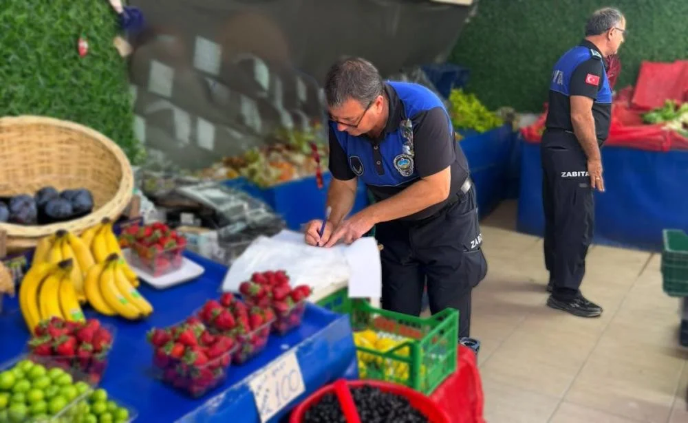 İnegöl’de 28 Manava Denetim: 11 İşletmeye Yaptırım Uygulandı İnegöl’de 28 Manava Denetim: 11 İşletmeye Yaptırım Uygulandı