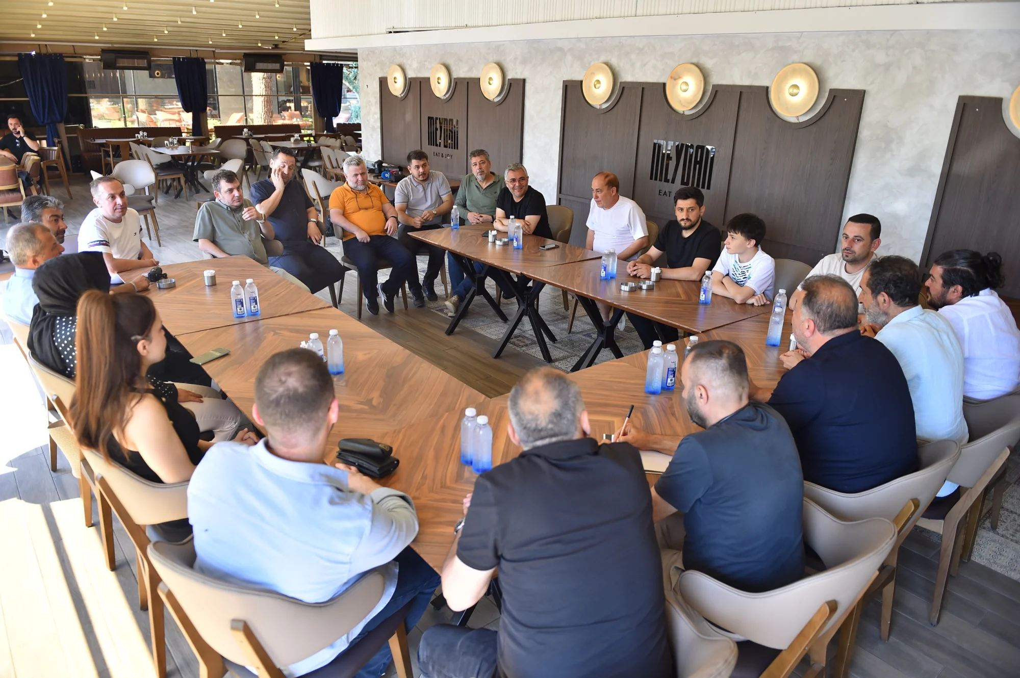 Kafkasspor'da Hedef Kalıcılık! Başkan Rasim Erdem Yol Haritasını Açıkladı Kafkasspor'da Hedef Kalıcılık! Başkan Rasim Erdem Yol Haritasını Açıkladı