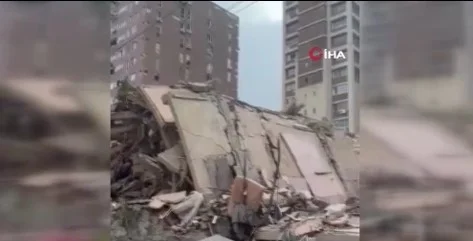 Deprem ortalığı yıktı geçti! Binlerce insan enkaz altında