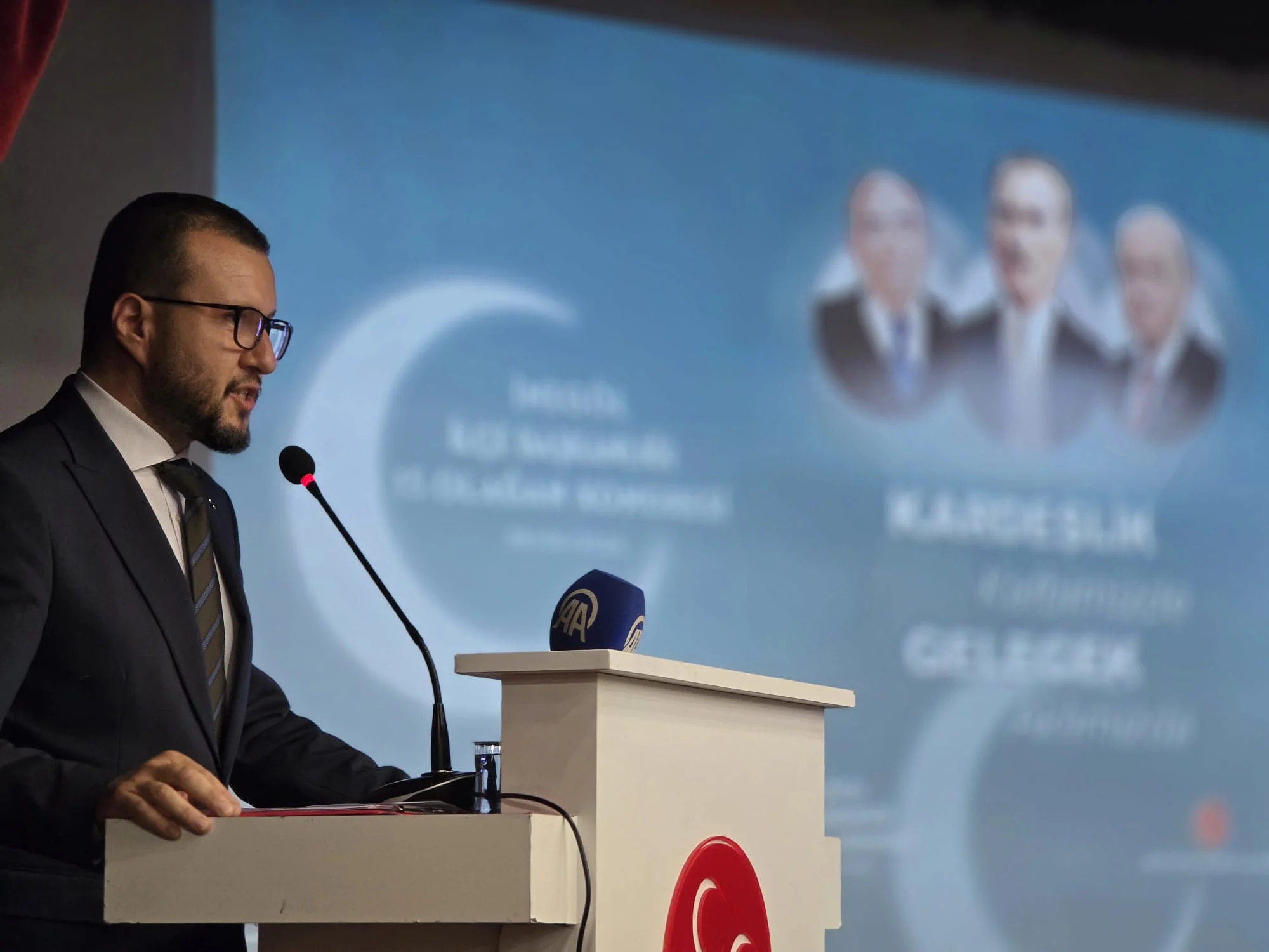 MHP İnegöl'de Güven Tazeledi! Uğur Bayram Yeniden İlçe Başkanı Seçildi