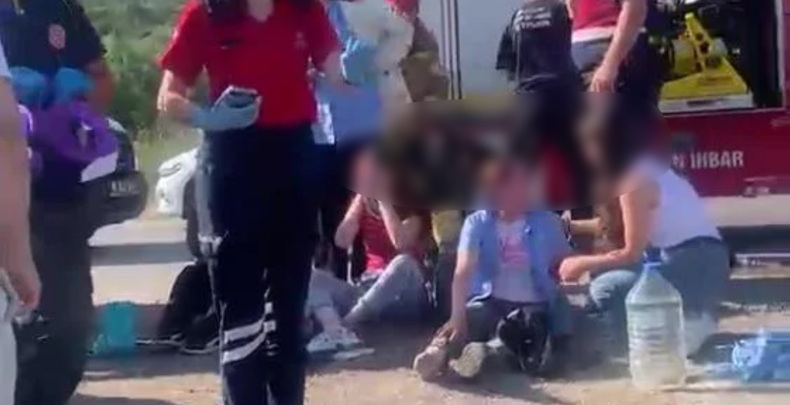 İşçi servisi kaza yaptı! Çok sayıda yaralı hastanelere kaldırıldı