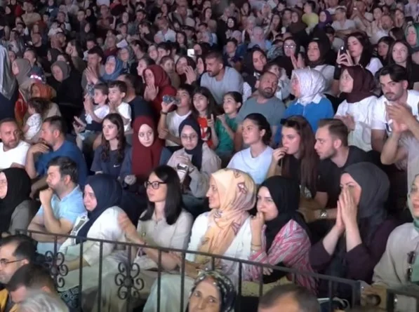 İnegöl'de Kafkas Rüzgarı Esti! 26. Chveneburebi Festivali Coşkuyla Başladı
