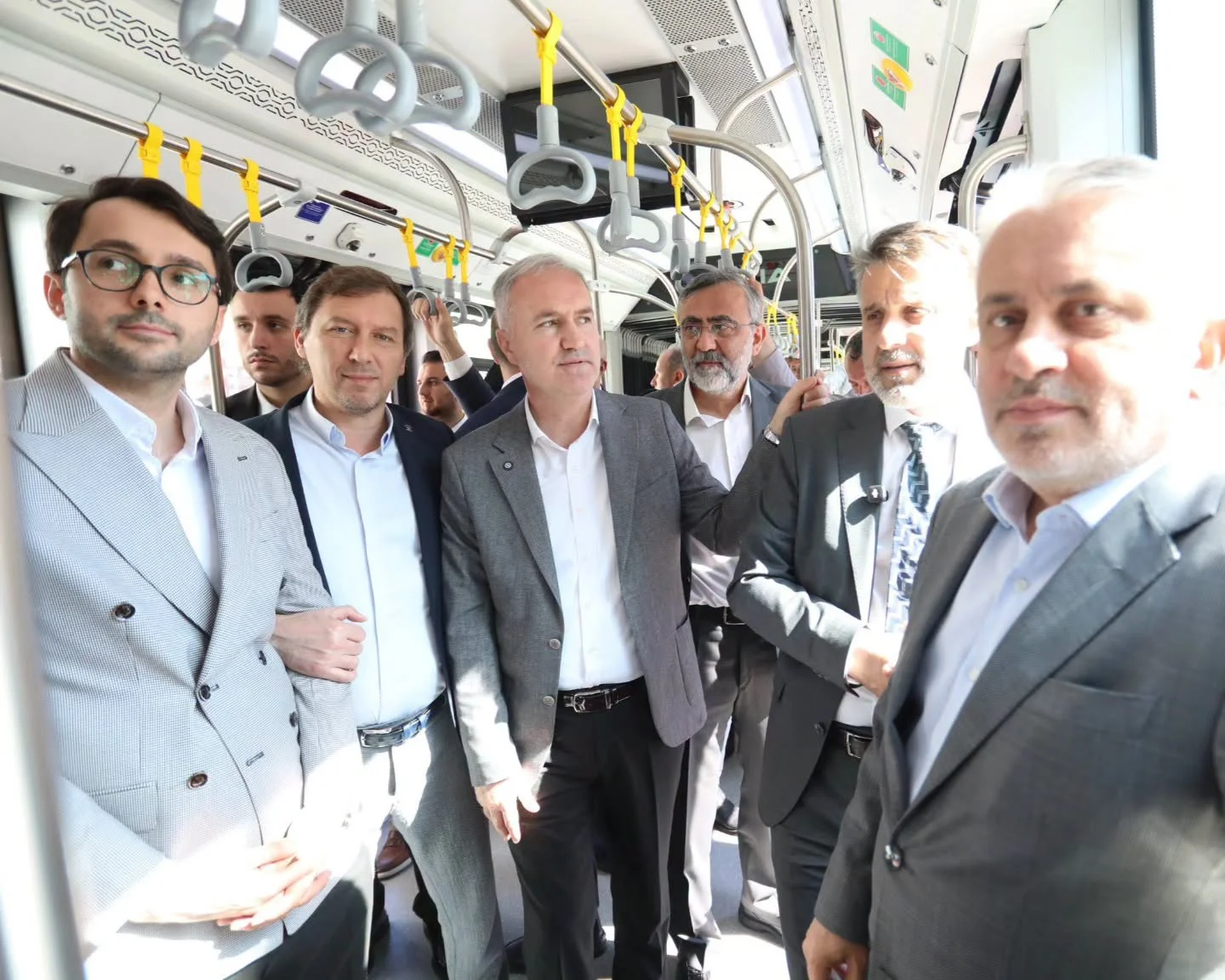 İnegöl ve Alanyurt'u Birleştirecek Metrobüs Hattında Önemli Gelişme İnegöl ve Alanyurt'u Birleştirecek Metrobüs Hattında Önemli Gelişme