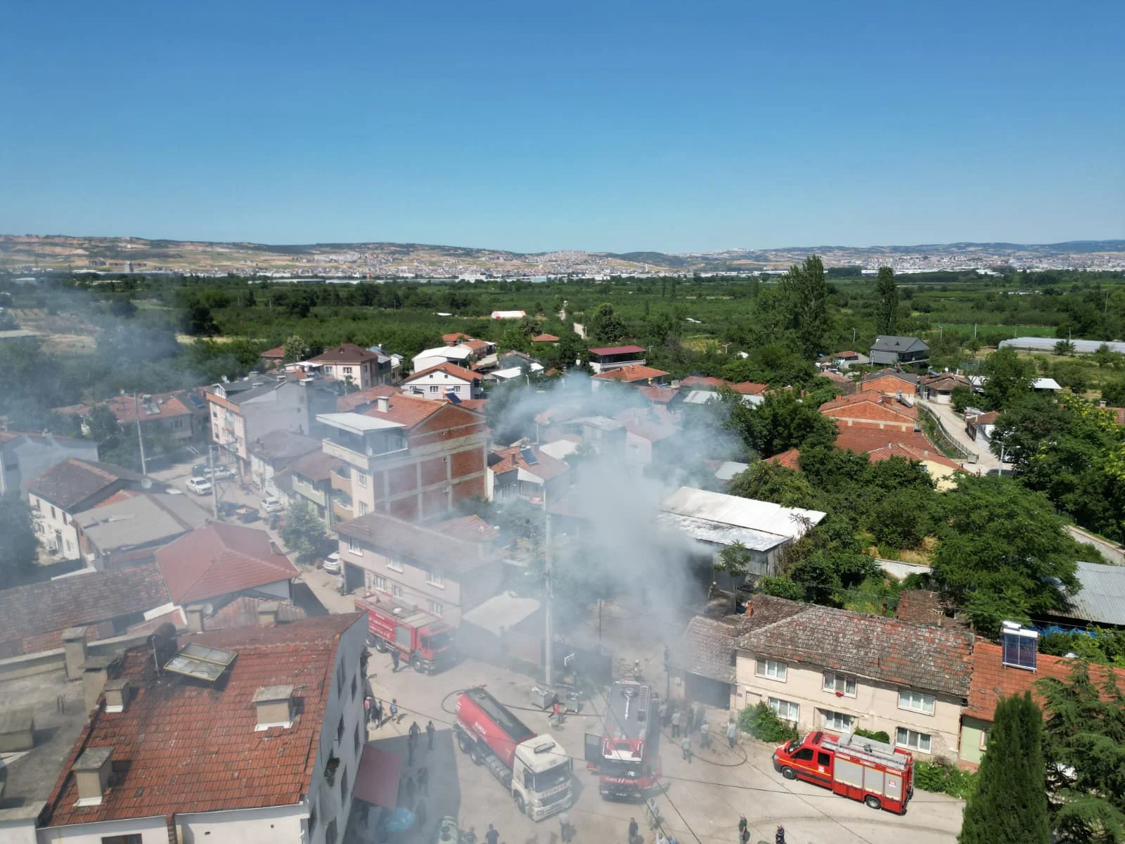 İnegöl'de yangın alarmı! Ekipler seferber oldu