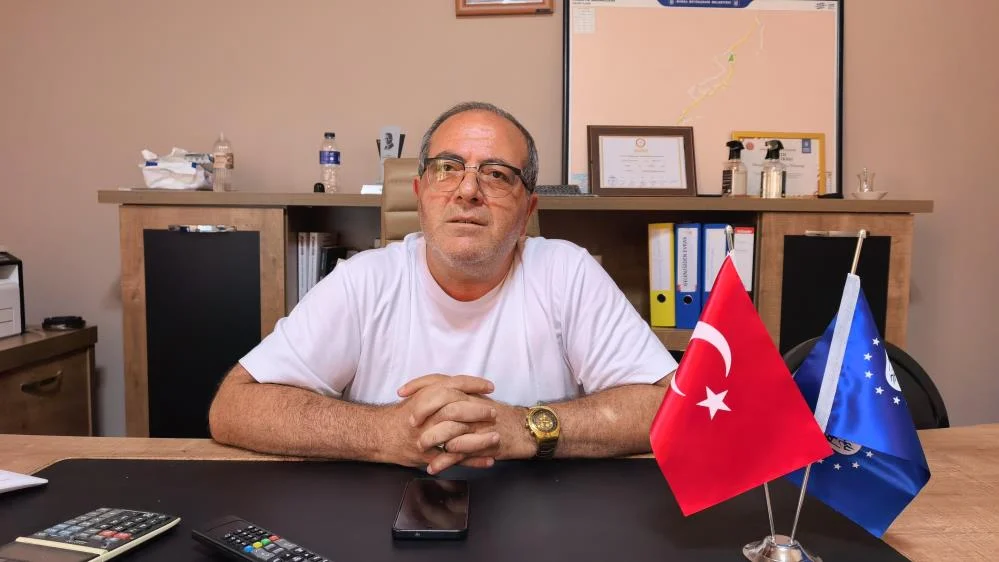 İnegöl doğumlu Müzeyyen Senar'ın doğduğu mahallenin muhtarı anlattı