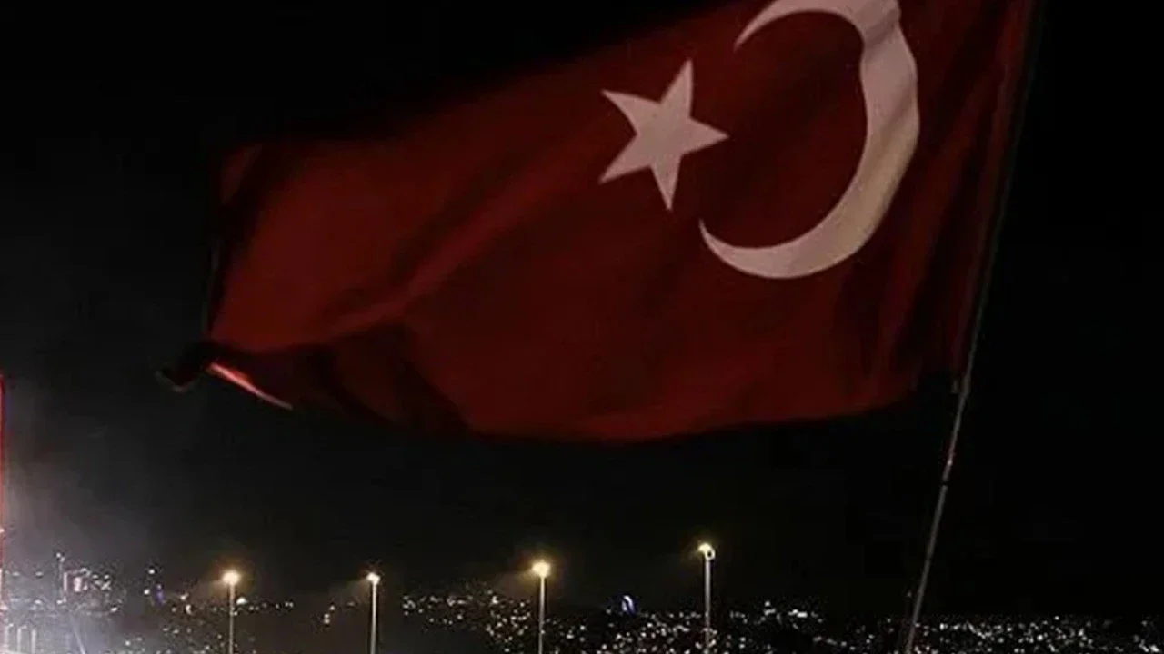 15 Temmuz 2026 Hangi Güne Denk Geliyor? Resmi Tatil Kaç Gün Sürecek?