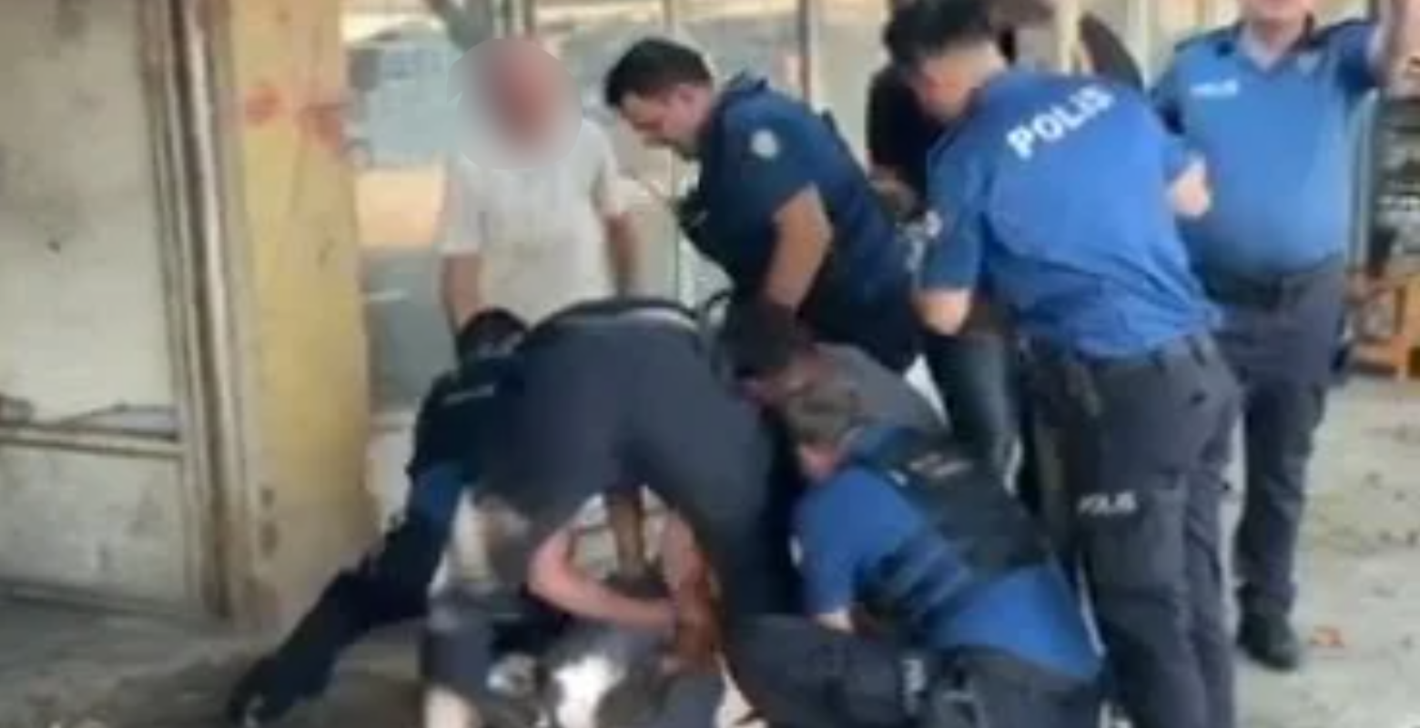 Akli dengesi yerinde olmayan şahsın üzerinden çıkanlar şoke etti!
