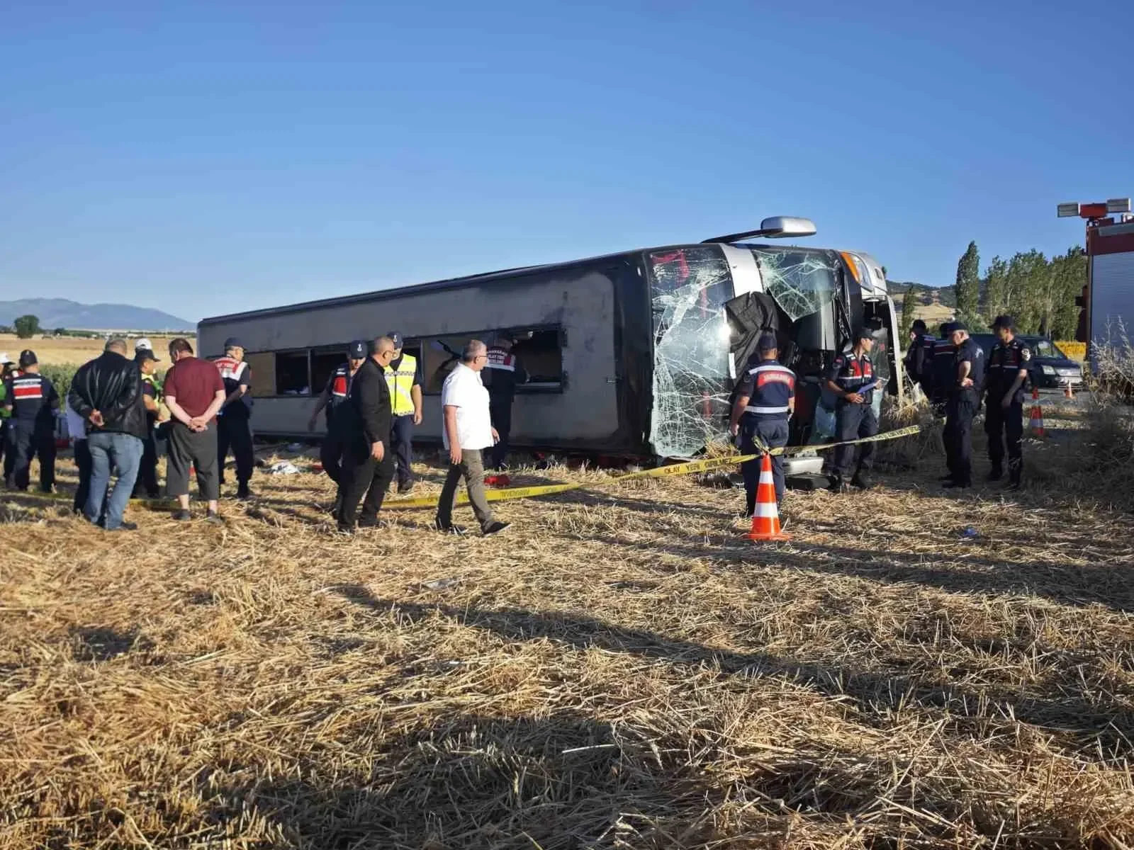 Amasya’da yolcu otobüsü devrildi: 46 kişi yaralandı