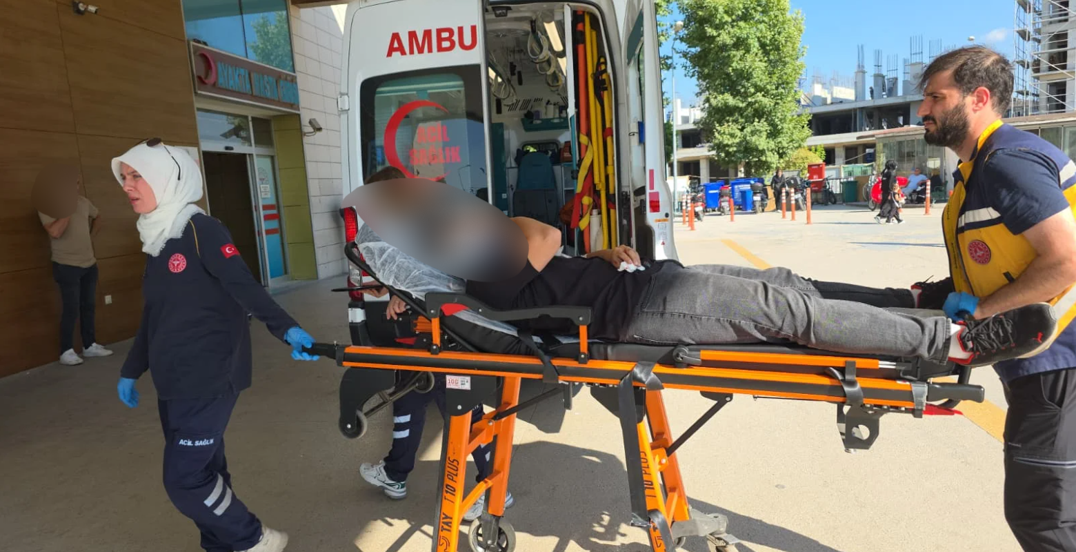 İnegöl'de akıl almaz kaza! Sürücü hastanelik oldu