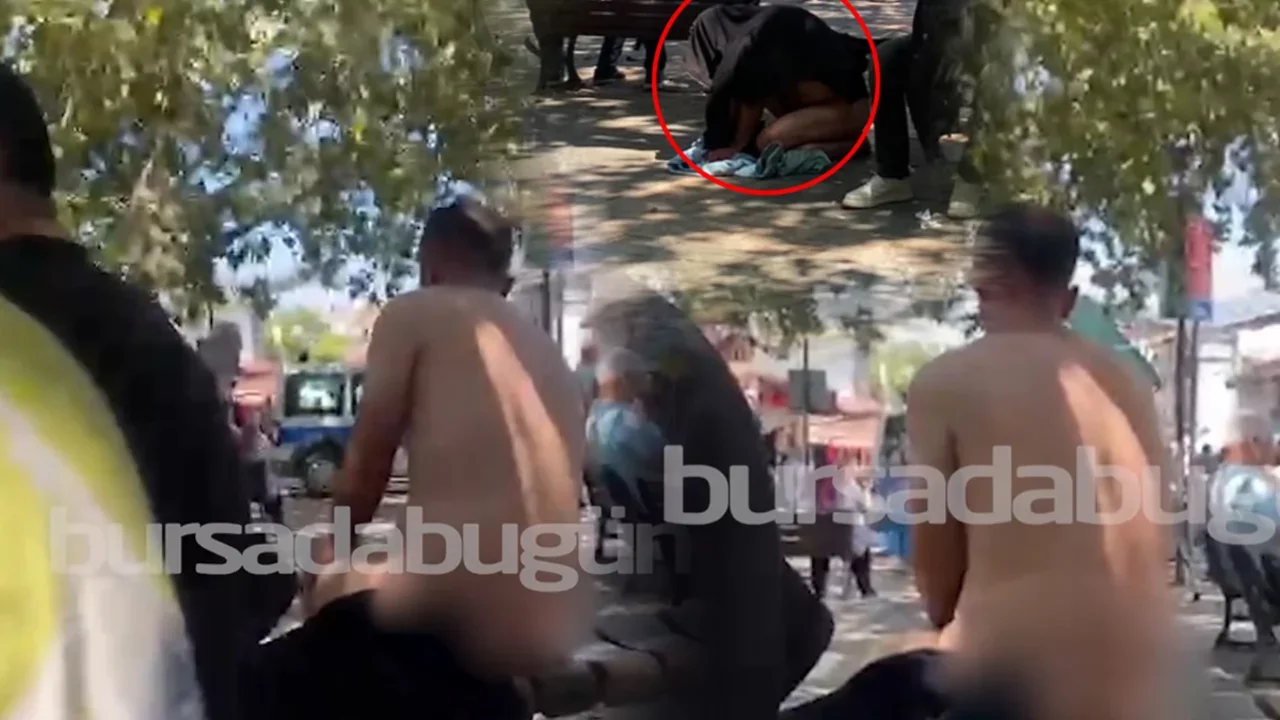 Bursa'da Akılalmaz Olay! Herkesin Ortasında Soyundu