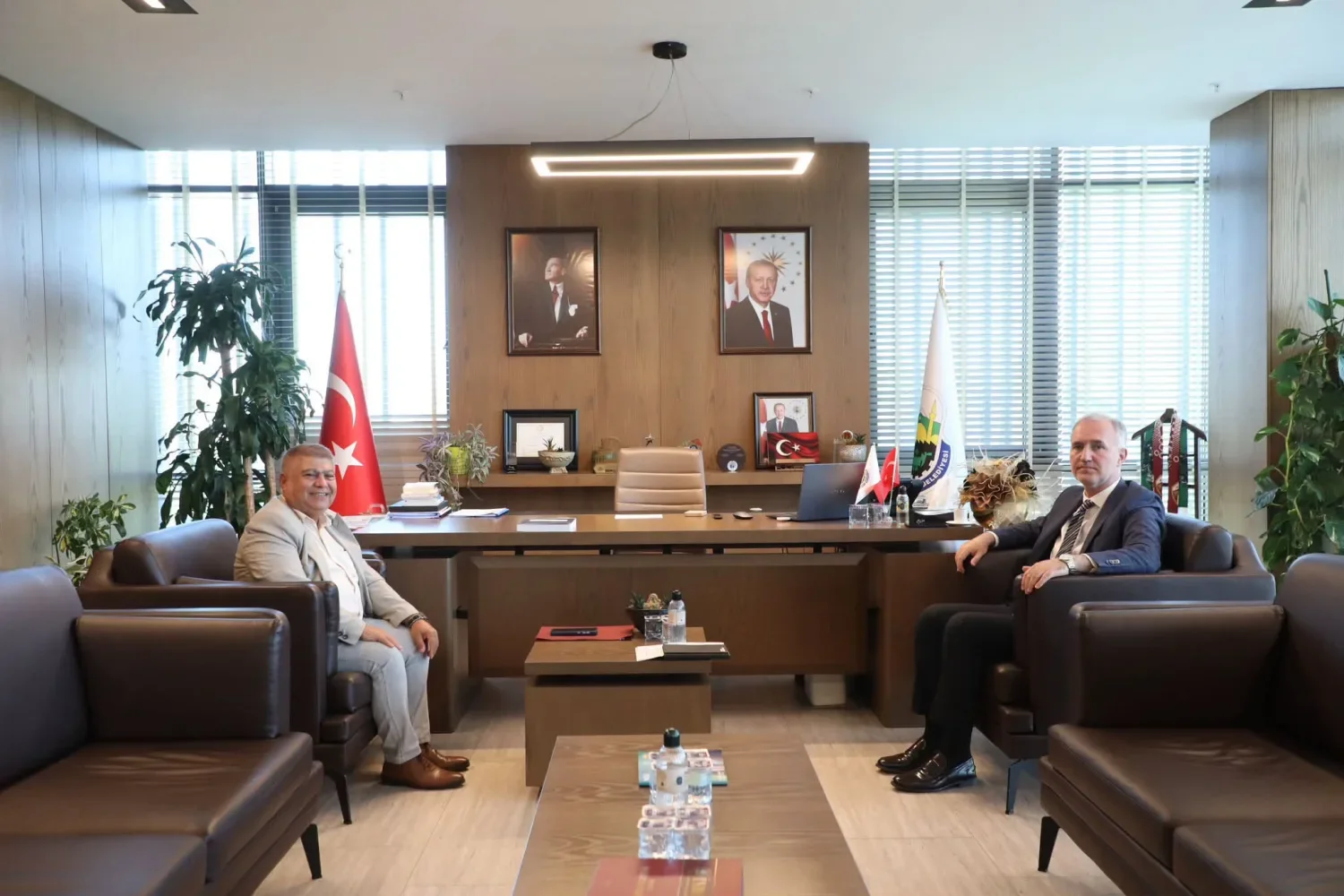 İnegöl'de Sağlık Atağı! 22 Yeni Aile Sağlığı Merkezi ve 112 İstasyonu Yolda