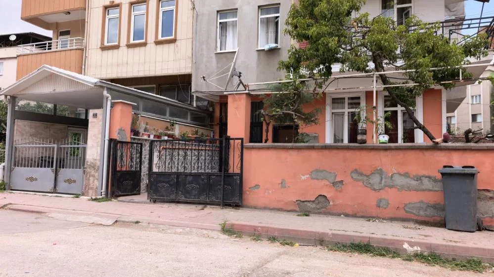 İnegöl'de 3 yaşındaki çocuk 150 kilogramın altında kaldı! Yaşam mücadelesi veriyor