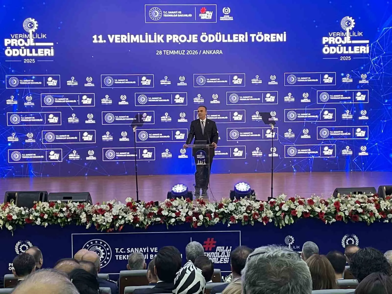 Bakan Kacır: "23 yılda imalat sanayi katma değerimizi 41 milyar dolardan 250 milyar doların üzerine çıkardık"