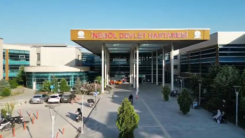 İnegöl Devlet Hastanesi 6 ayda, İnegöl'ün nüfusundan daha fazla hizmet verdi