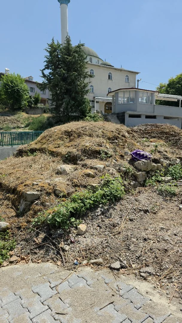 İnegöl'deki 14. Yüzyıllık Hamam Yok Oluyor!