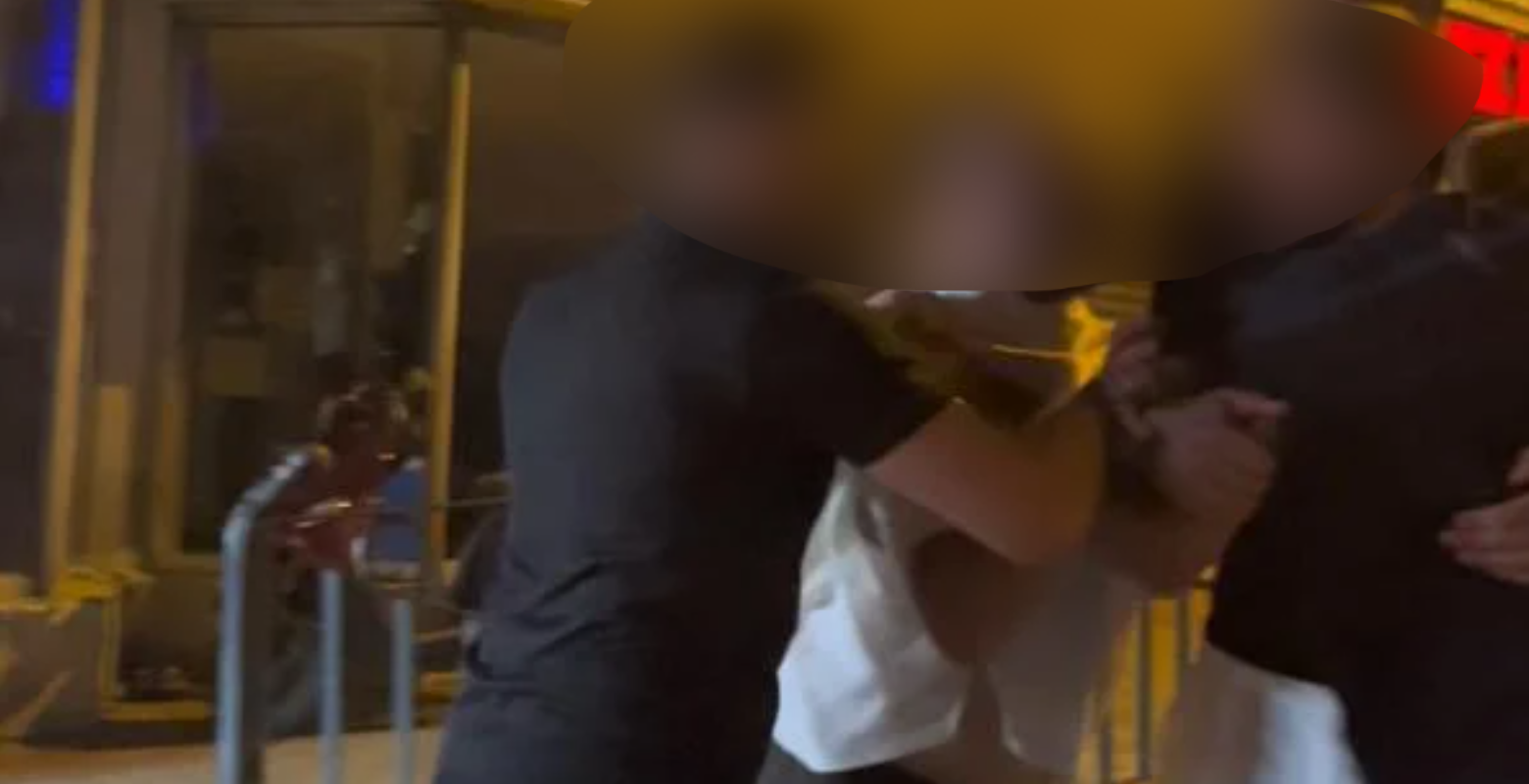 Gece Kulübü Çıkışında Ortalık Karıştı! Yumruklar Havada Uçuştu
