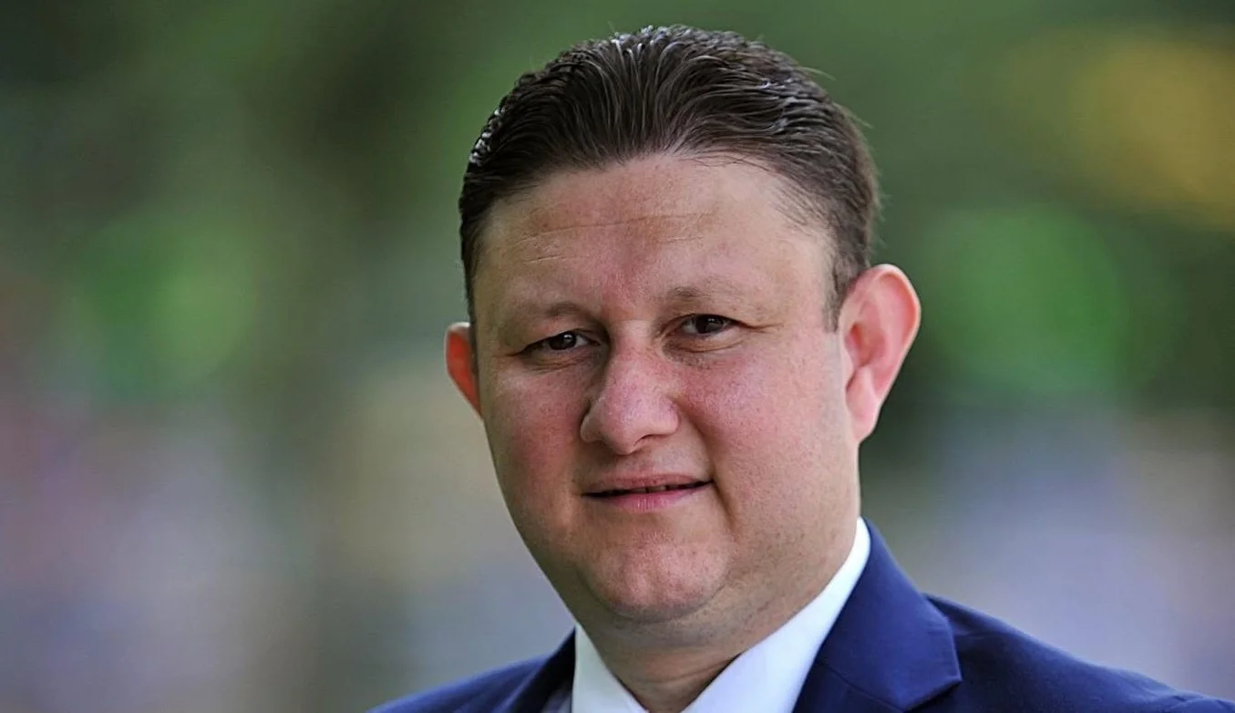 Yeni Parti İnegöl İlçe Başkanı Erkan Dönmez Kimdir? İşte Hayatı ve Siyasi Kariyeri