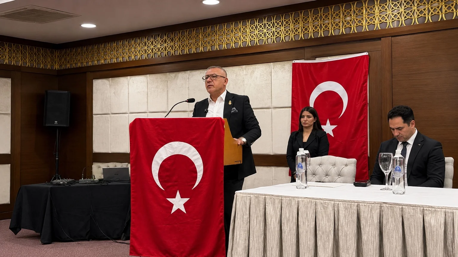 Yeni Çağ Partisi 100 bin gönüllü hedefiyle teşkilatlanmaya hız verdi