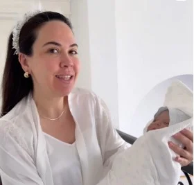 Özlem Öz 5. çocuğunun cinsiyeti kız mı erkek mi? Özlem Öz doğurdu mu, bebeği dünyaya geldi mi? Özlem Öz 5. çocuğunun cinsiyeti kız mı erkek mi? Özlem Öz doğurdu mu, bebeği dünyaya geldi mi?